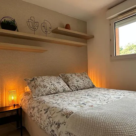 Apartamento Santa Barbara Avec Piscine Et A 750m De La